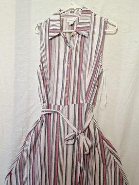 3/$20-Linen Midi Dress, Striped, Sleeveless, Flared Skirting, Tie Belt, NWOT